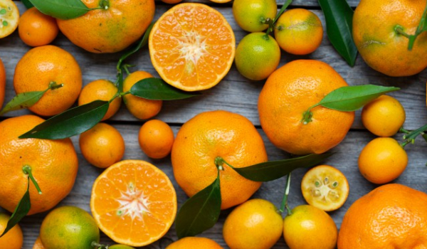 Photo of oranges by Duy Pham from Unsplash